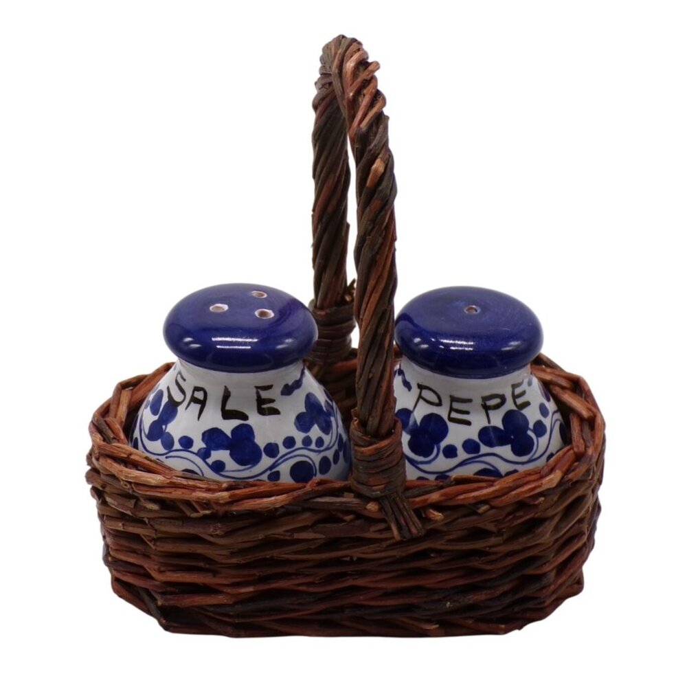 Deruta Italian Pottery Ricco Blue White & Floral Pattern Salt & Pepper Shakers